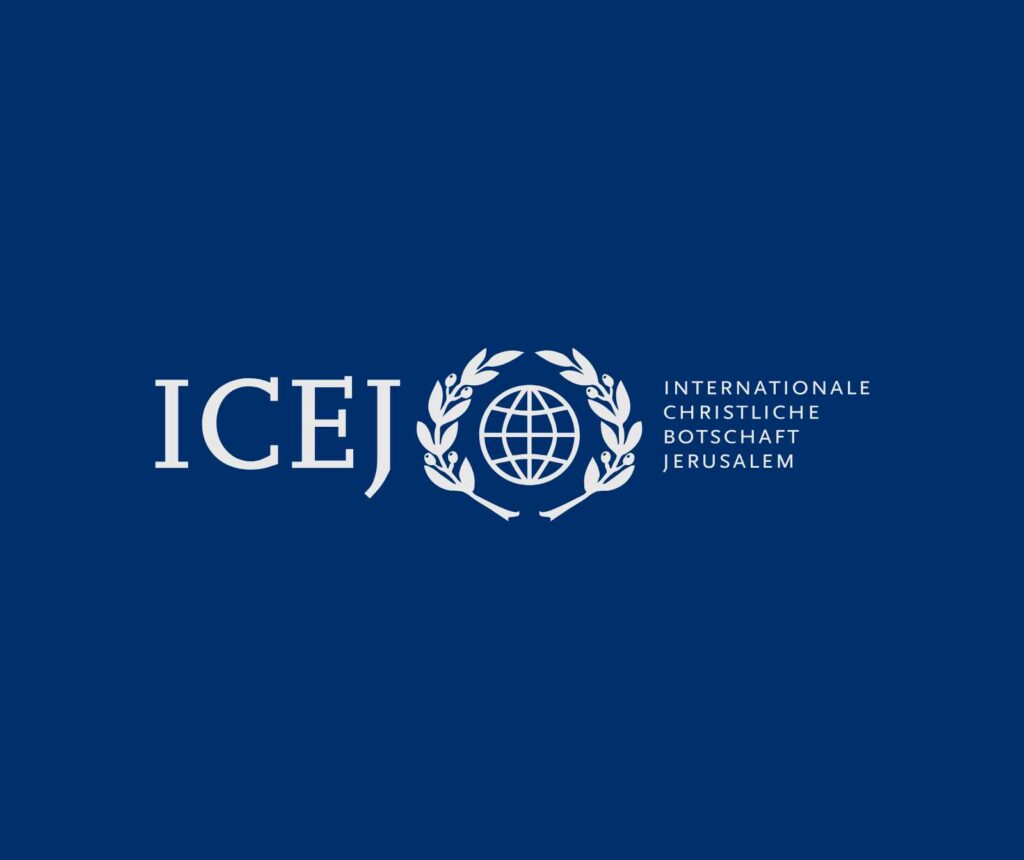 eine weißes Logo auf blauem Hintergrund: ICEJ Internationale Christliche Botschaft Jerusalem