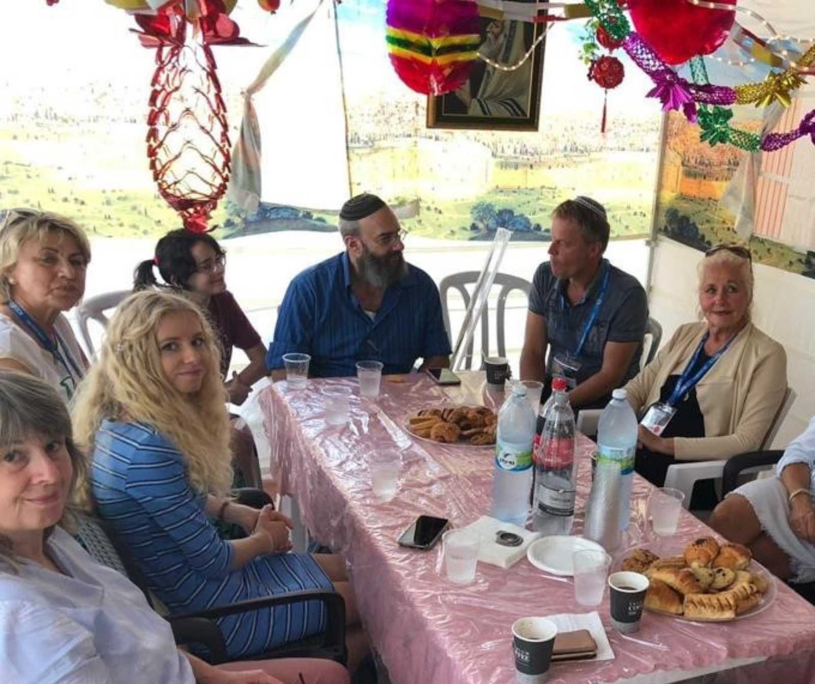Ein prophetisches Zeichen Warum Christen das Laubhüttenfest feiern Besuch von Rabbi Bowman