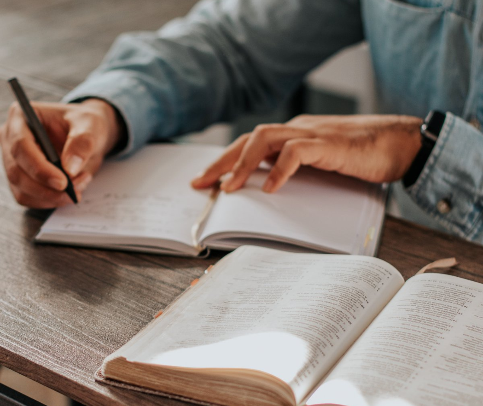 Bibelstudium Symbolbild